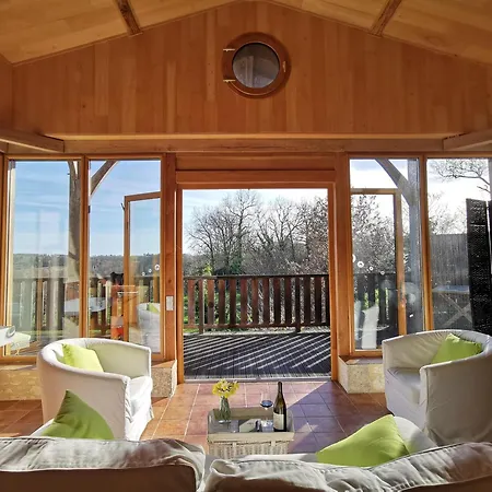 Luxury Self-catering Homes With Salt Water Pool On Organic Vineyard In France Apartment *