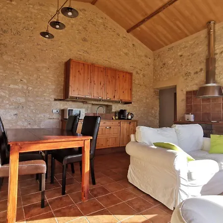 Apartment Luxury Self-catering Homes With Salt Water Pool On Organic Vineyard In France Saussignac