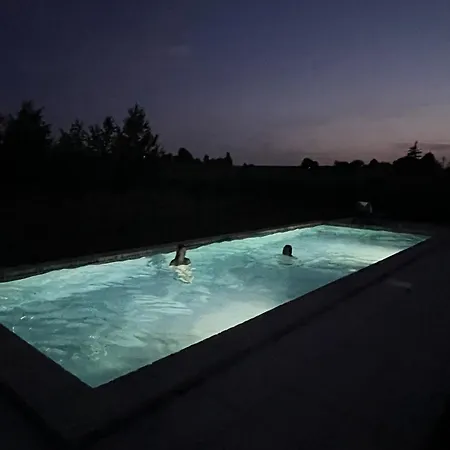 Luxury Self-catering Homes With Salt Water Pool On Organic Vineyard In France Appartement